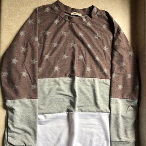 Maroon. Stars. Color block. Sweater.